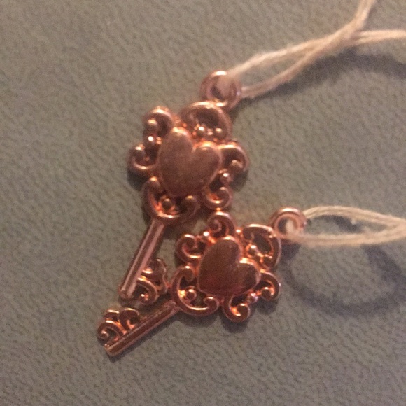 Friendship key charms. - Picture 6 of 8